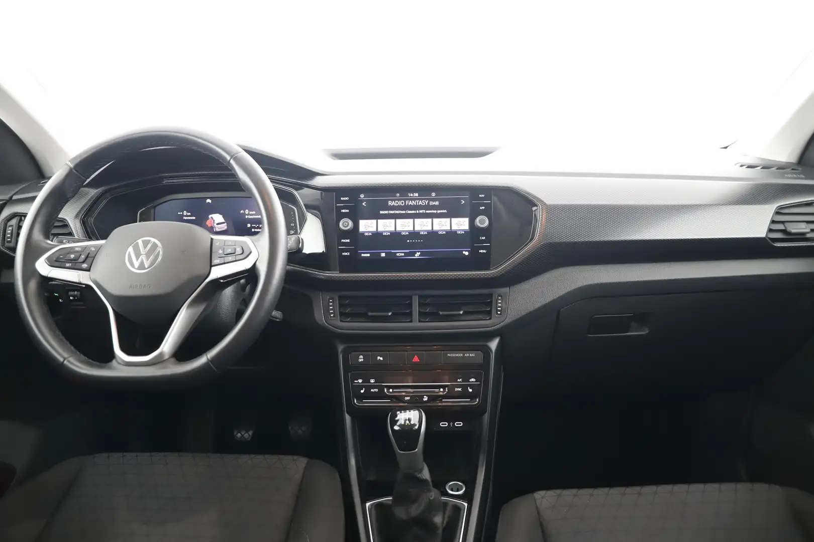 Vehicle image, number 9