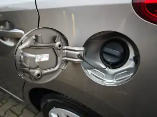 Vehicle image thumbnail, number 18