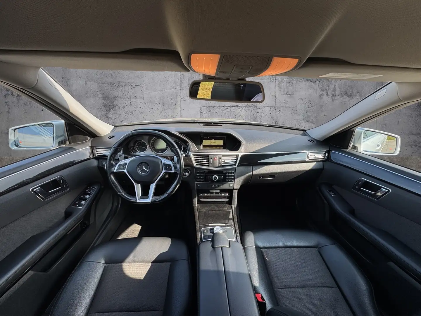 Vehicle image, number 9