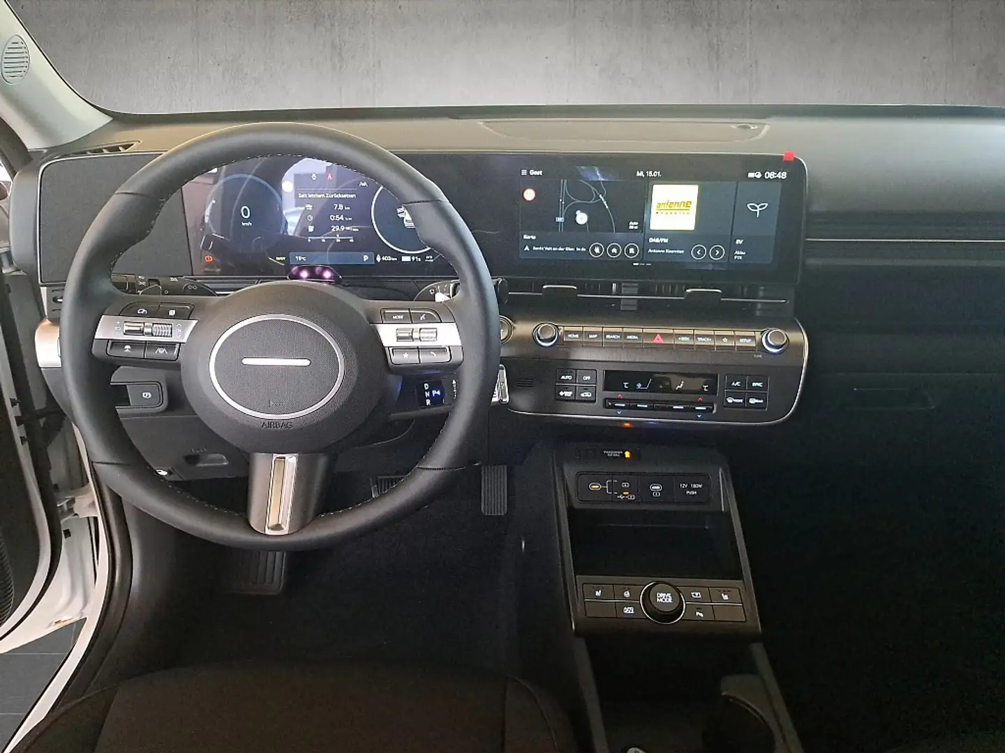 Vehicle image, number 13