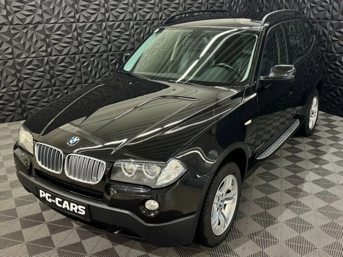 Vehicle image, number 1