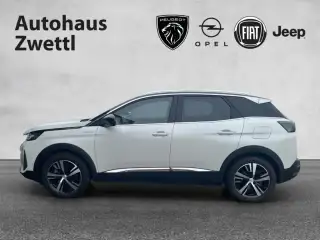 Vehicle image thumbnail, number 3