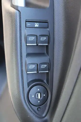 Vehicle image thumbnail, number 15