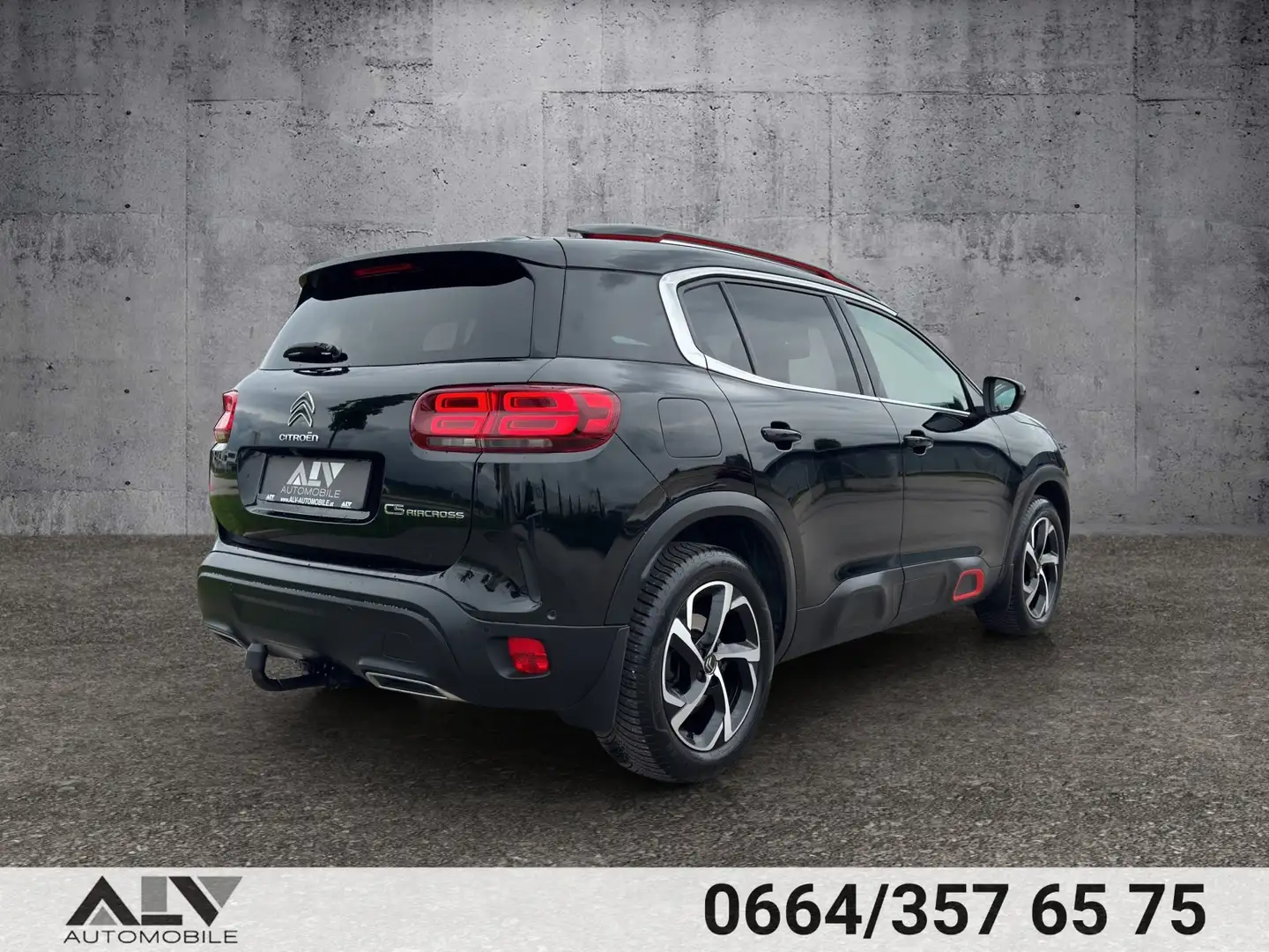 Vehicle image, number 4