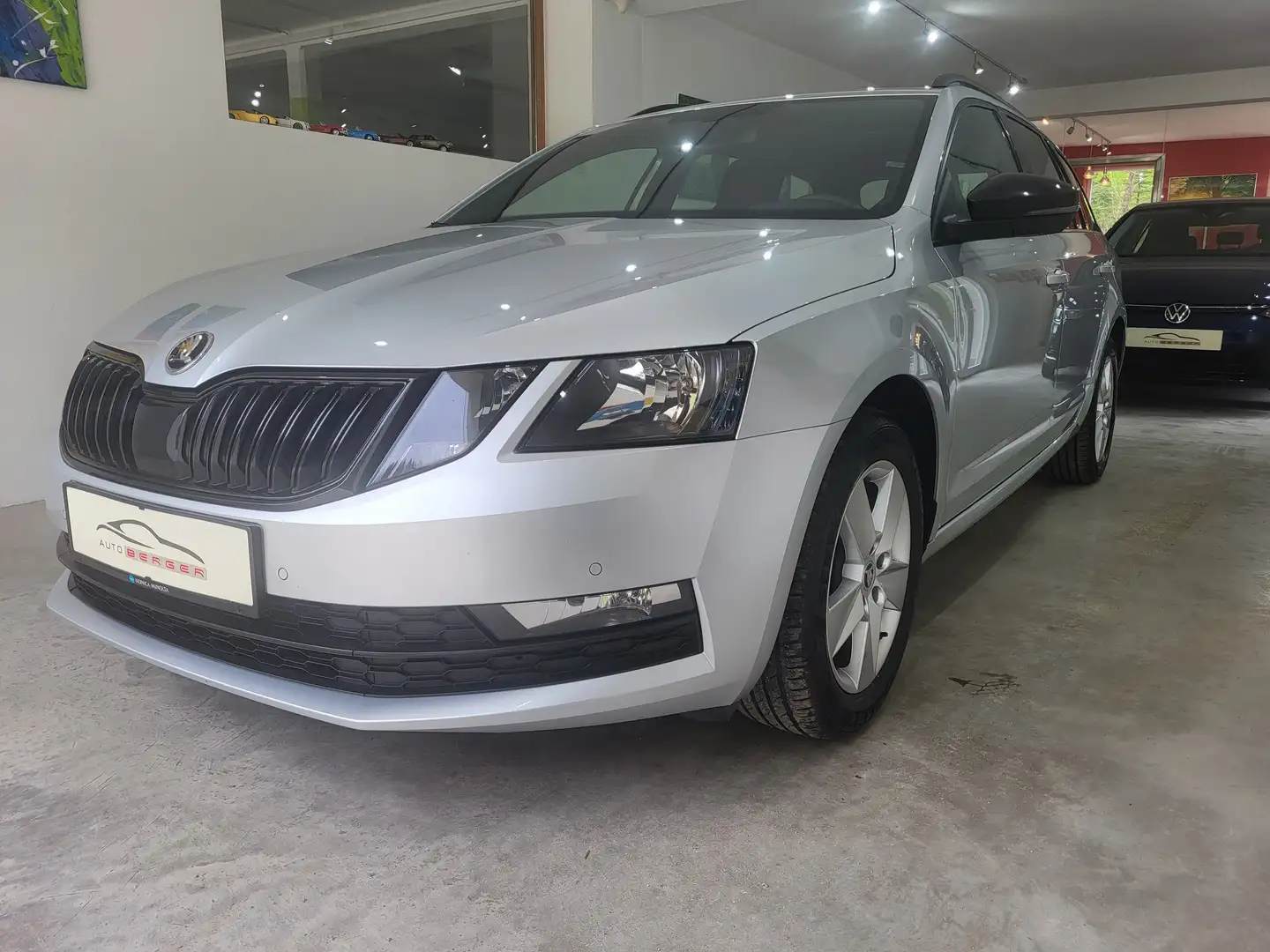 Vehicle image, number 1