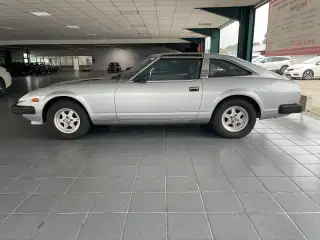 Vehicle image thumbnail, number 2