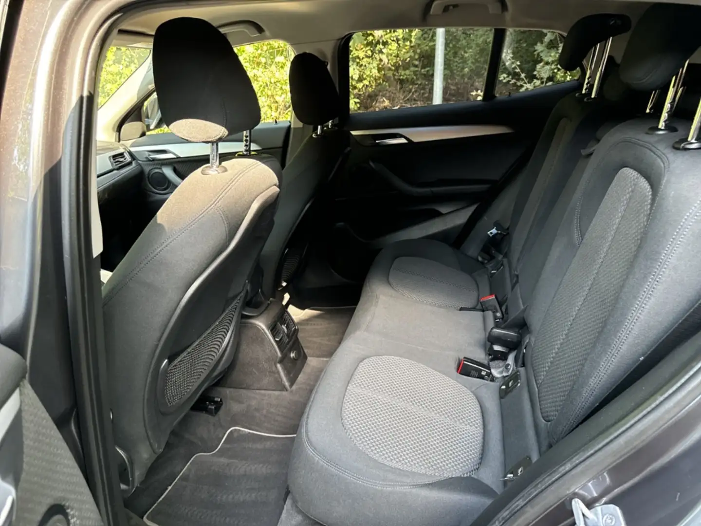 Vehicle image, number 13