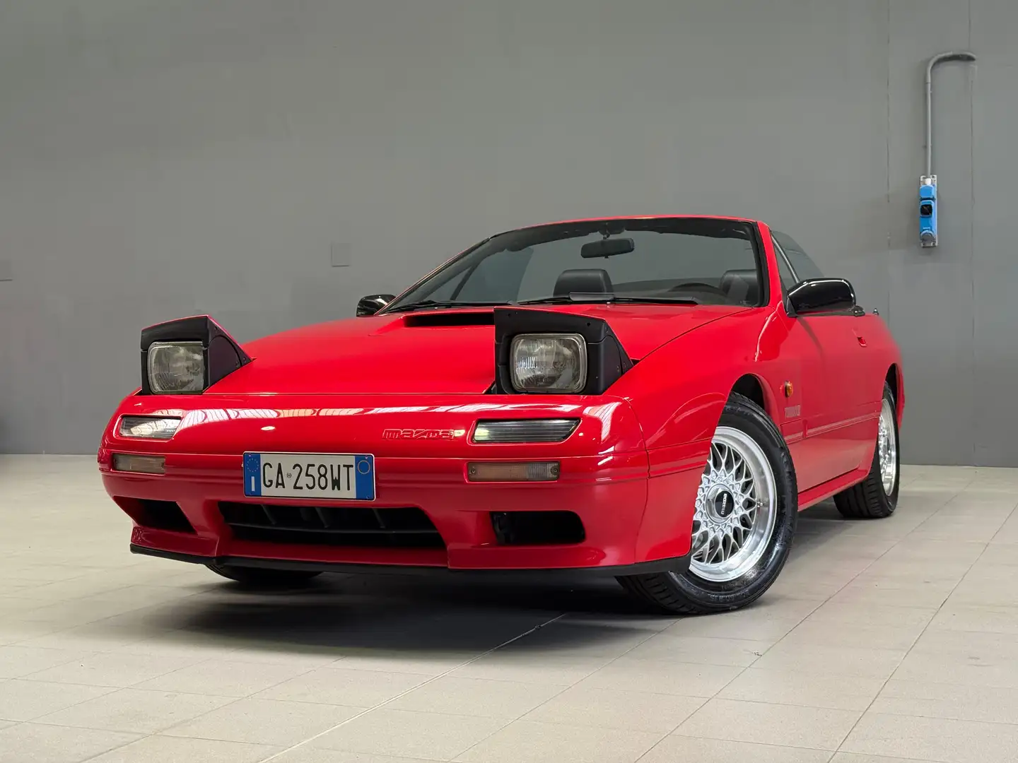 Vehicle image, number 1