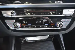 Vehicle image thumbnail, number 12