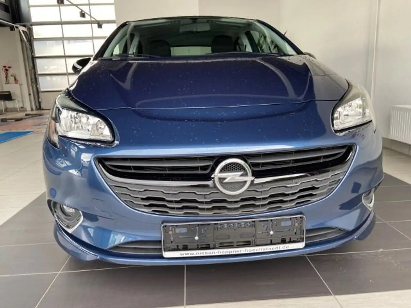 Vehicle image, number 3