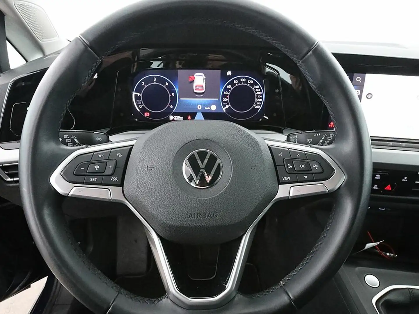 Vehicle image, number 17