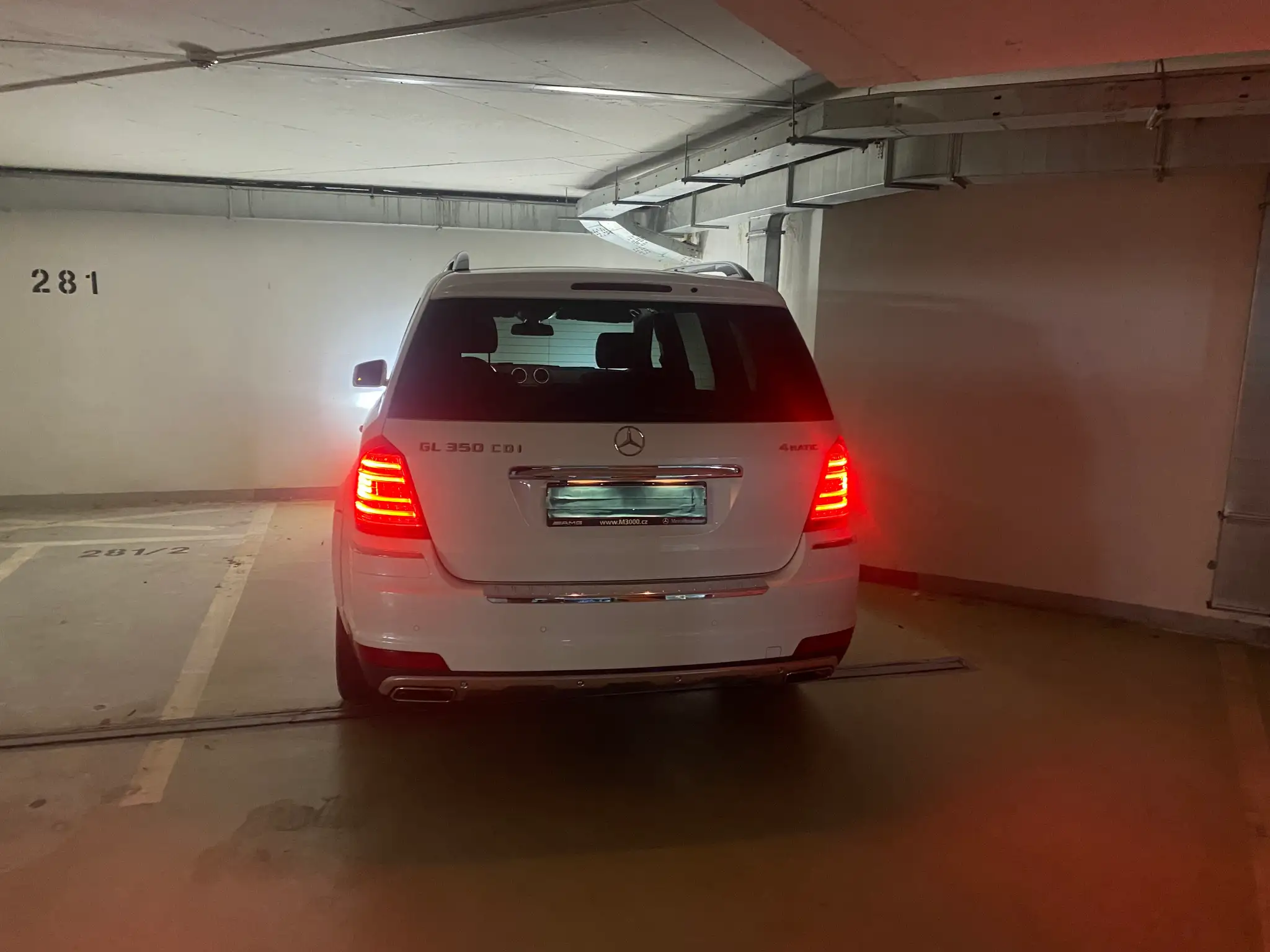 Vehicle image, number 6