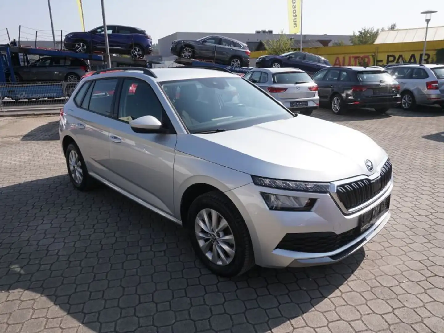 Vehicle image, number 3