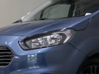 Vehicle image thumbnail, number 5