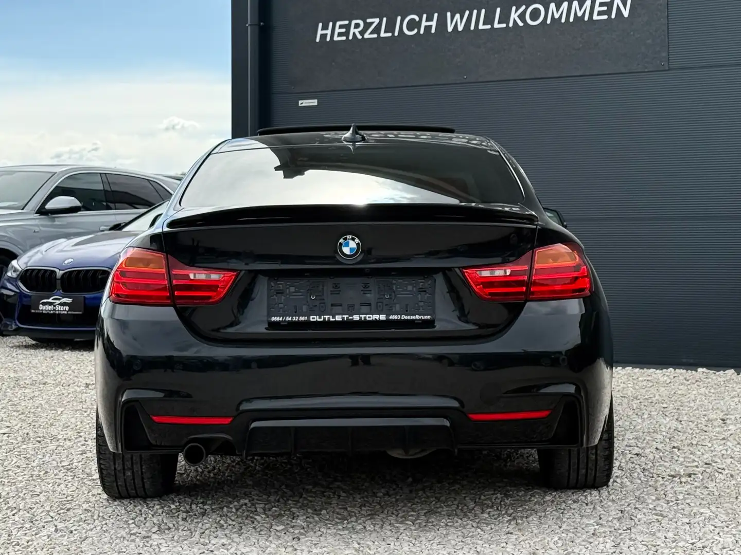Vehicle image, number 6