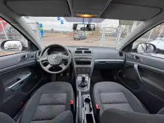 Vehicle image thumbnail, number 14