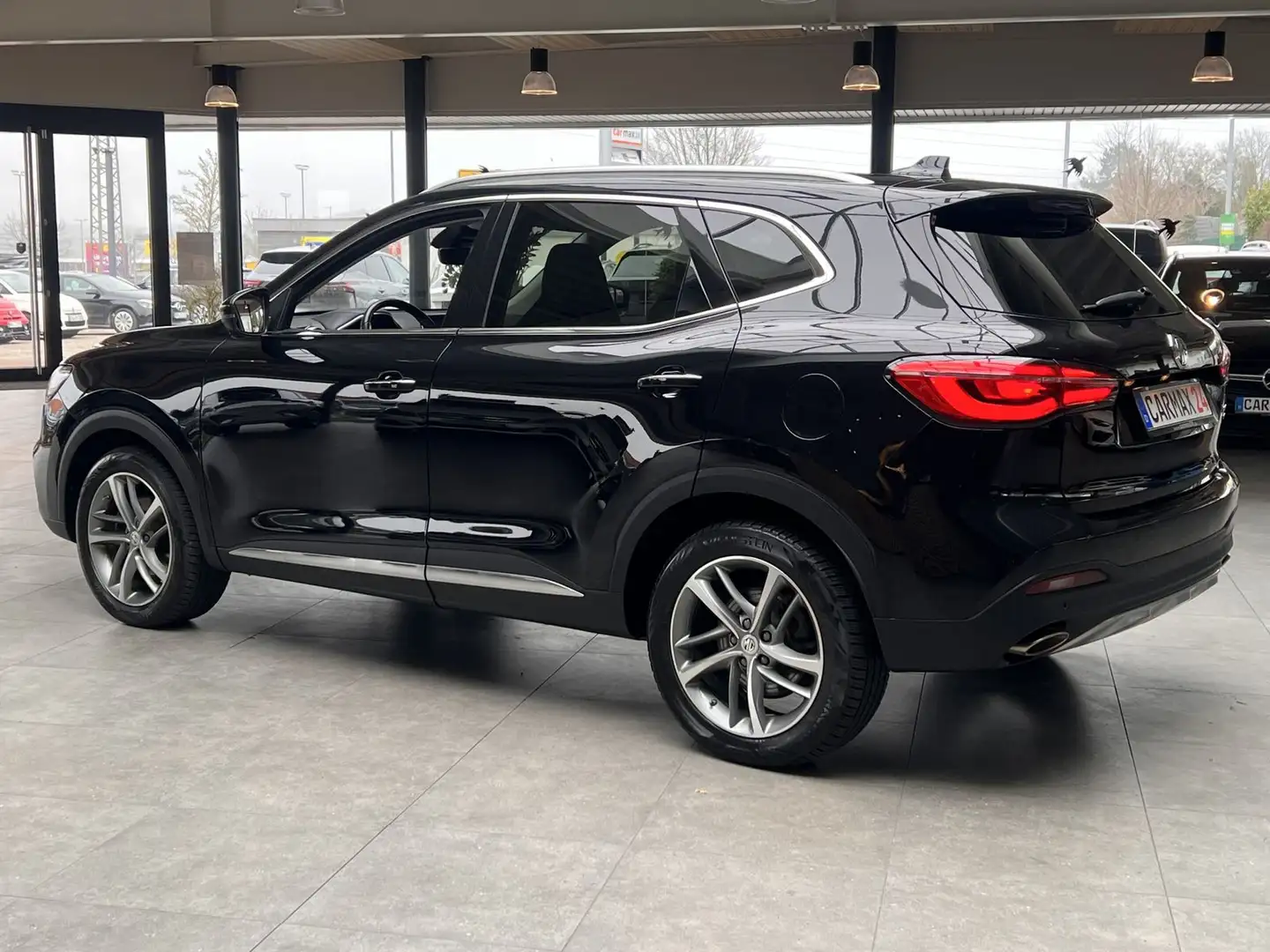 Vehicle image, number 5