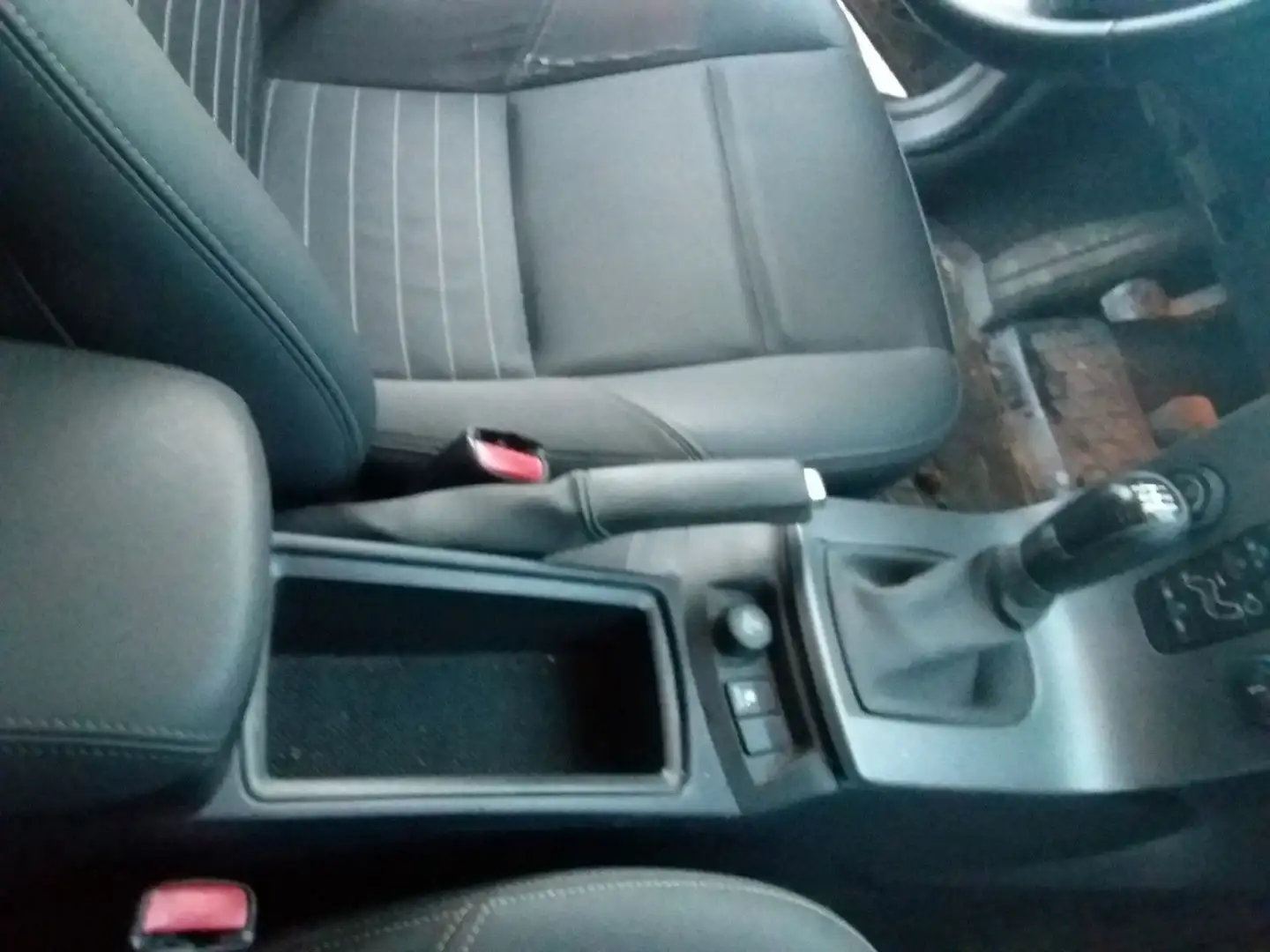 Vehicle image, number 6
