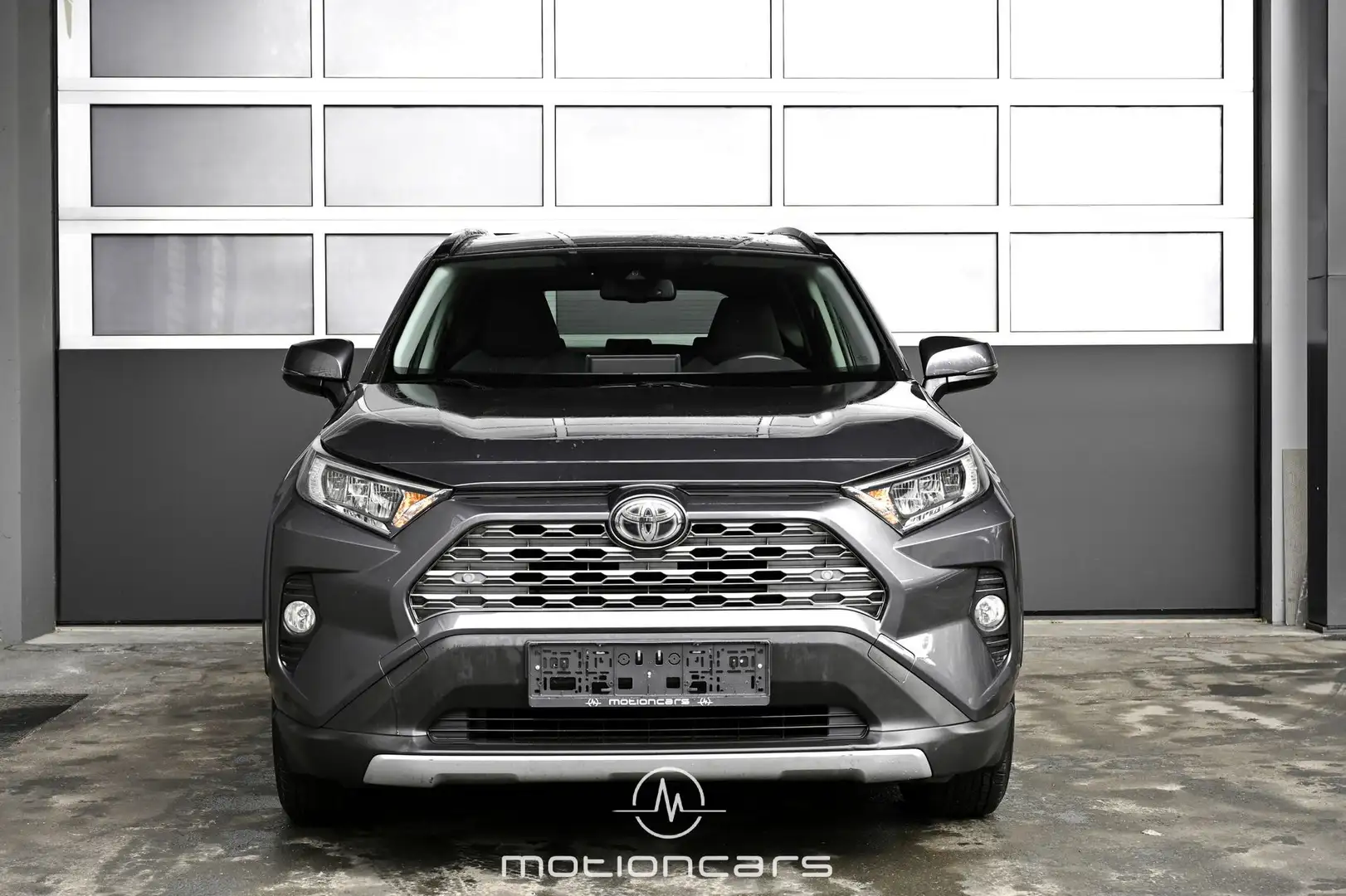 Vehicle image, number 3