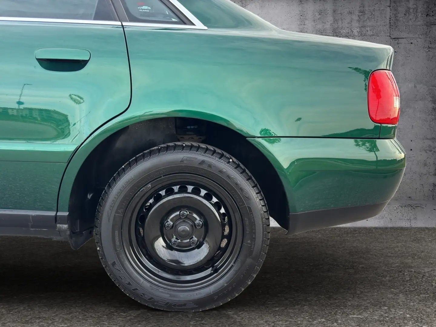 Vehicle image, number 19