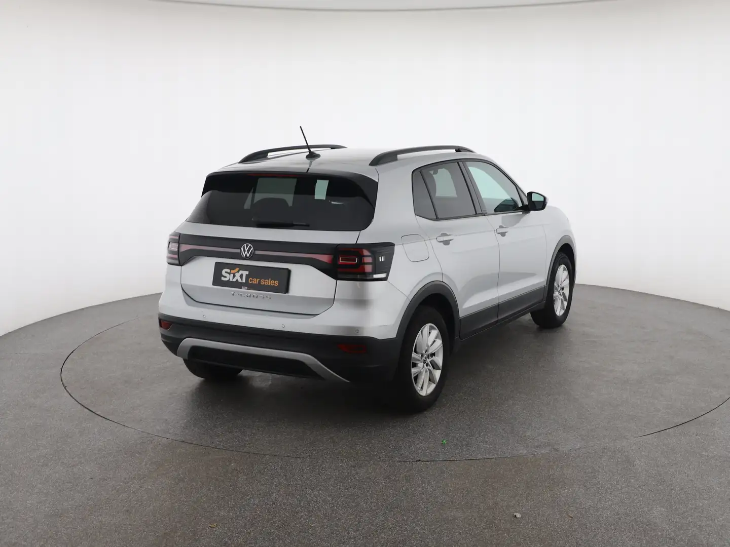 Vehicle image, number 5