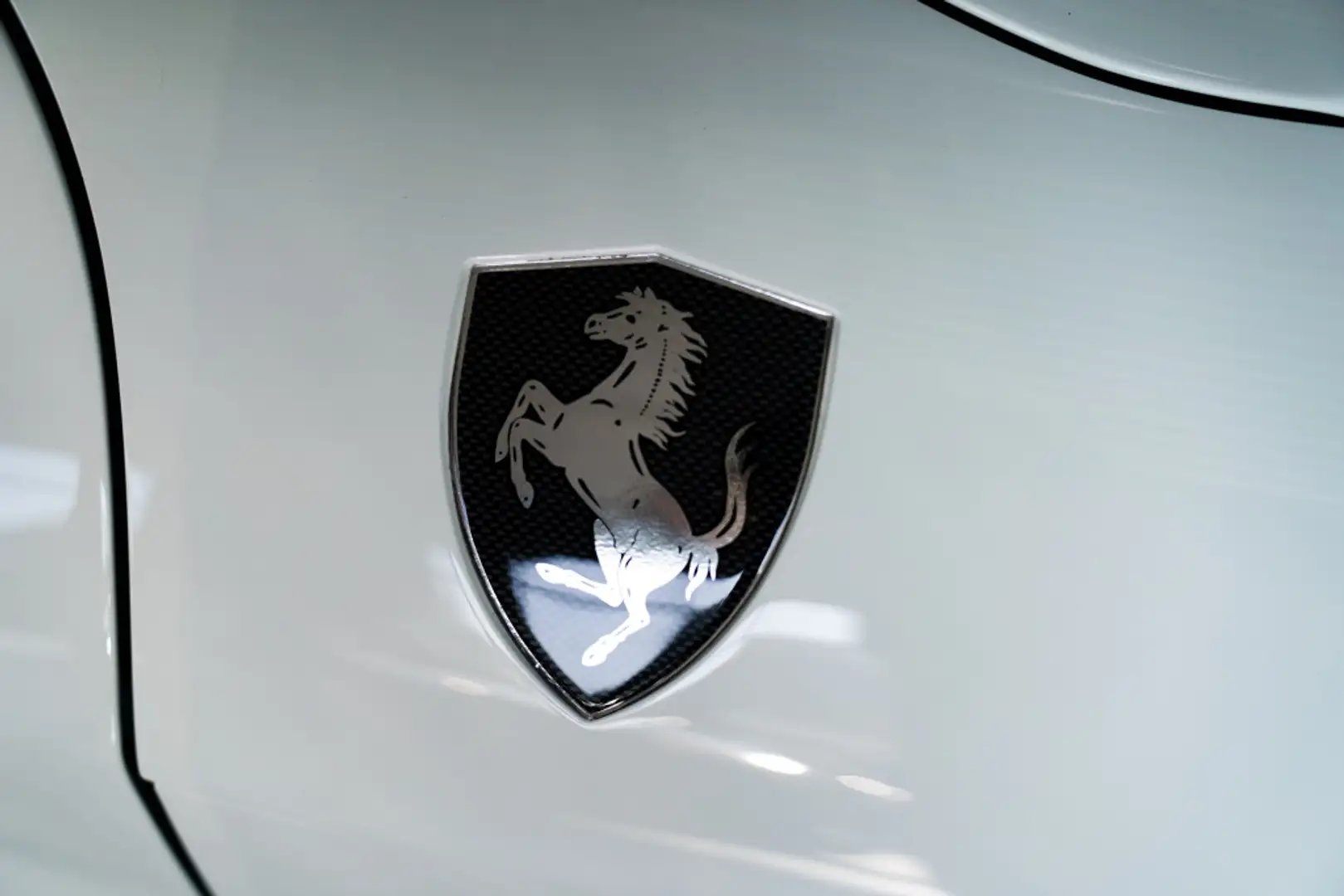 Vehicle image, number 10