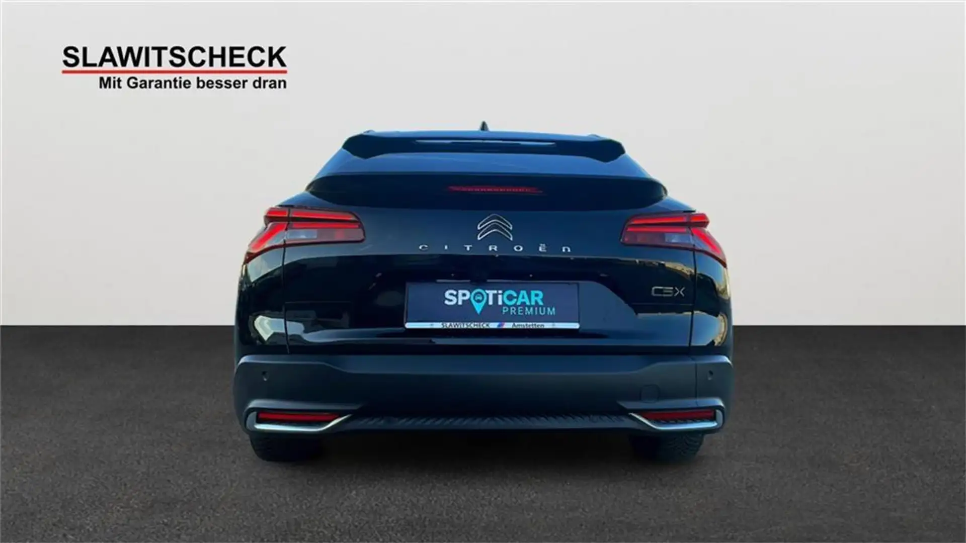 Vehicle image, number 4