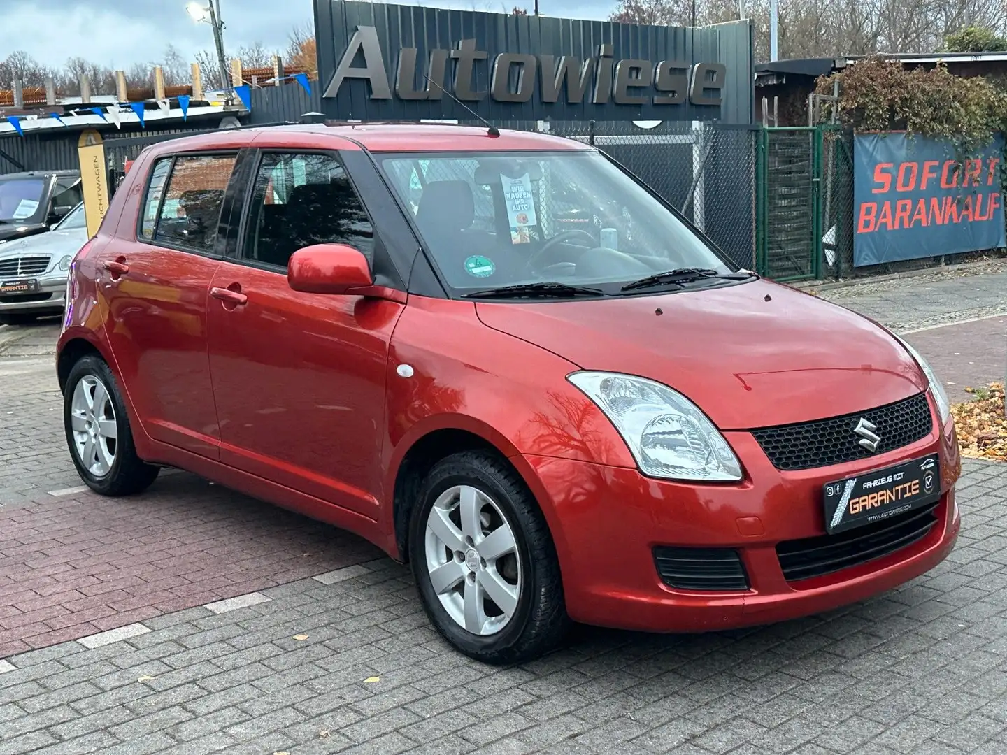 Vehicle image, number 3