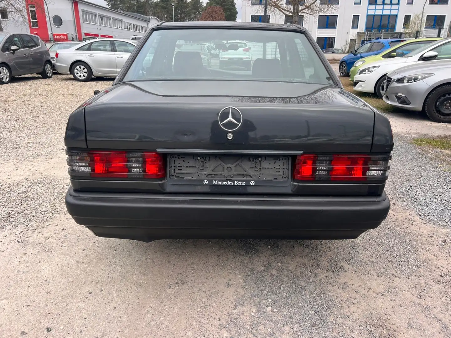 Vehicle image, number 5