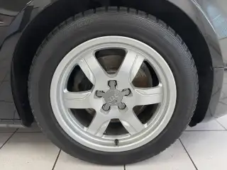 Vehicle image thumbnail, number 12