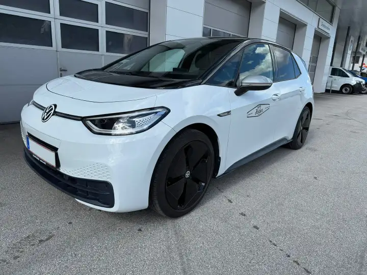 Titulný obrázok vozidla