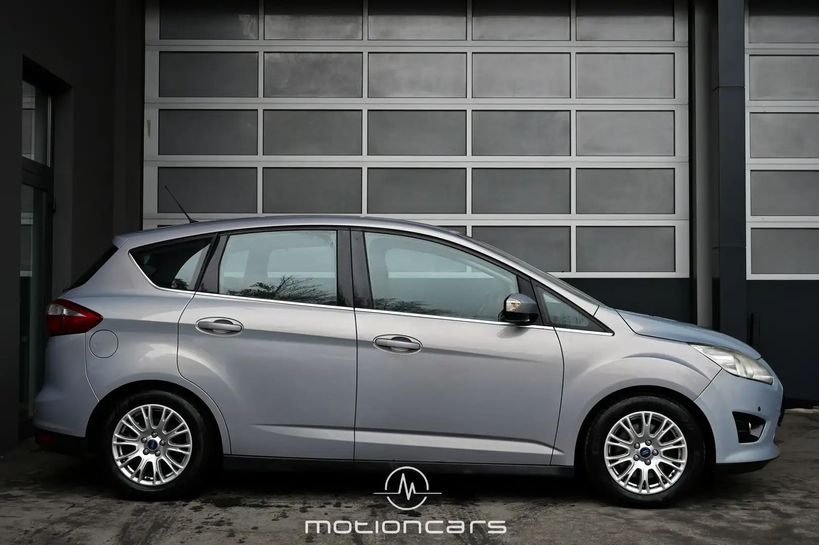 Vehicle image, number 5