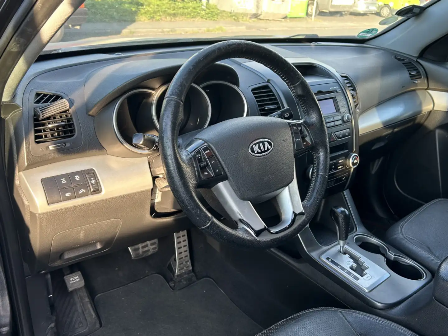 Vehicle image, number 9