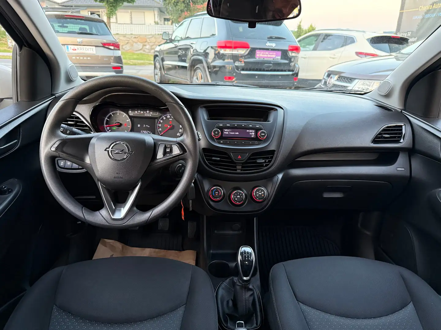 Vehicle image, number 7
