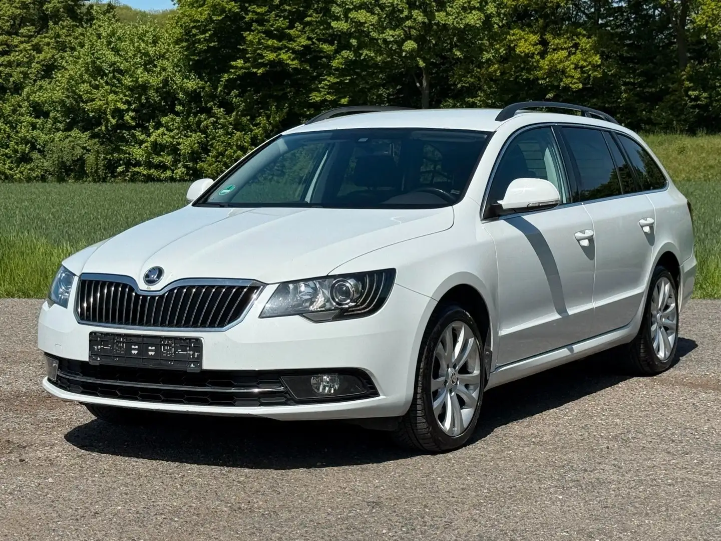 Vehicle image, number 2