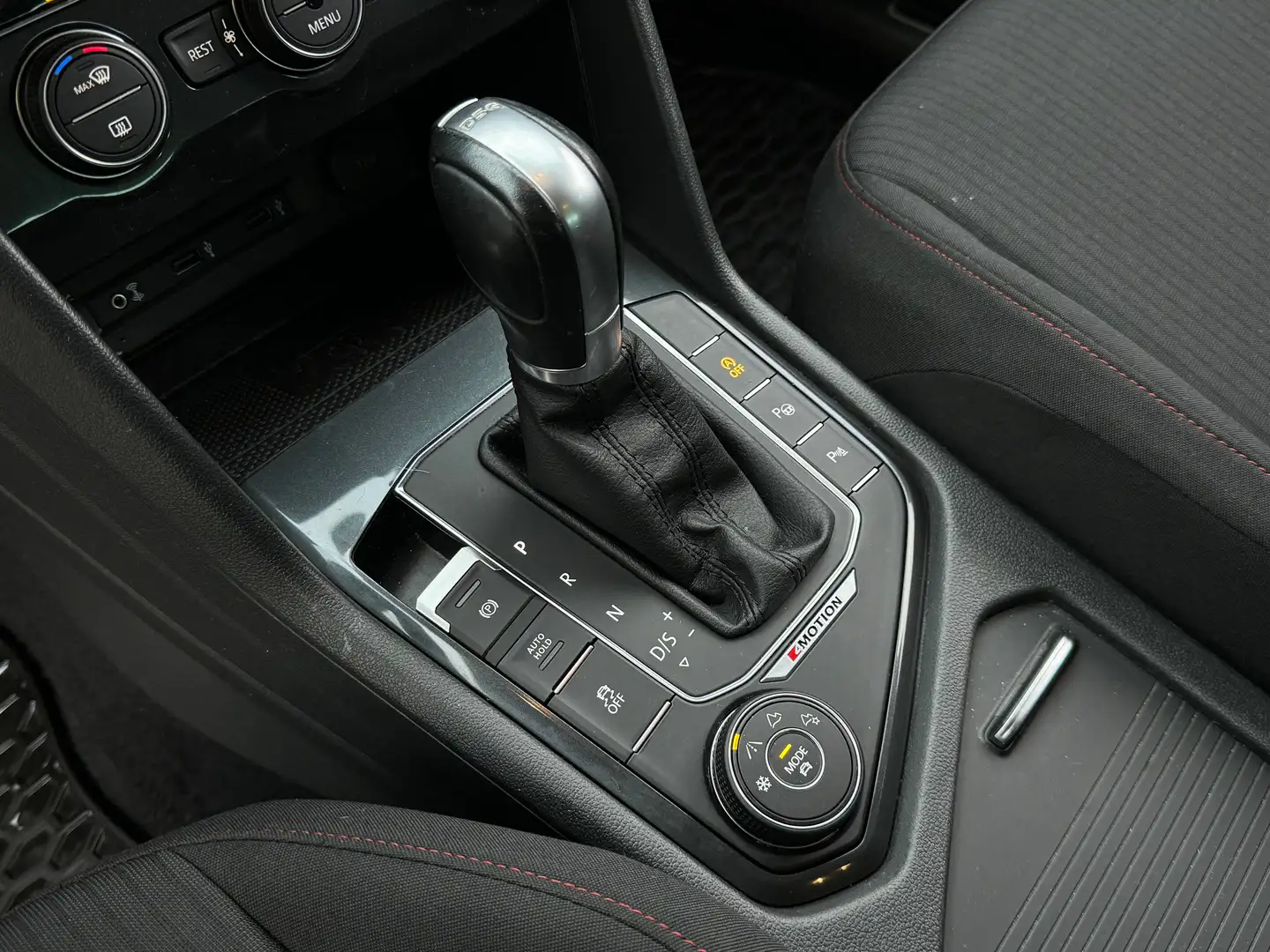 Vehicle image, number 7