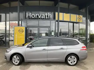 Vehicle image thumbnail, number 3