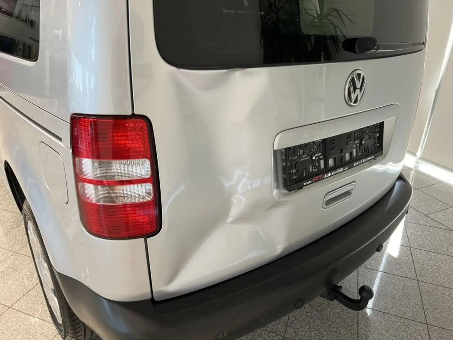 Vehicle image, number 5