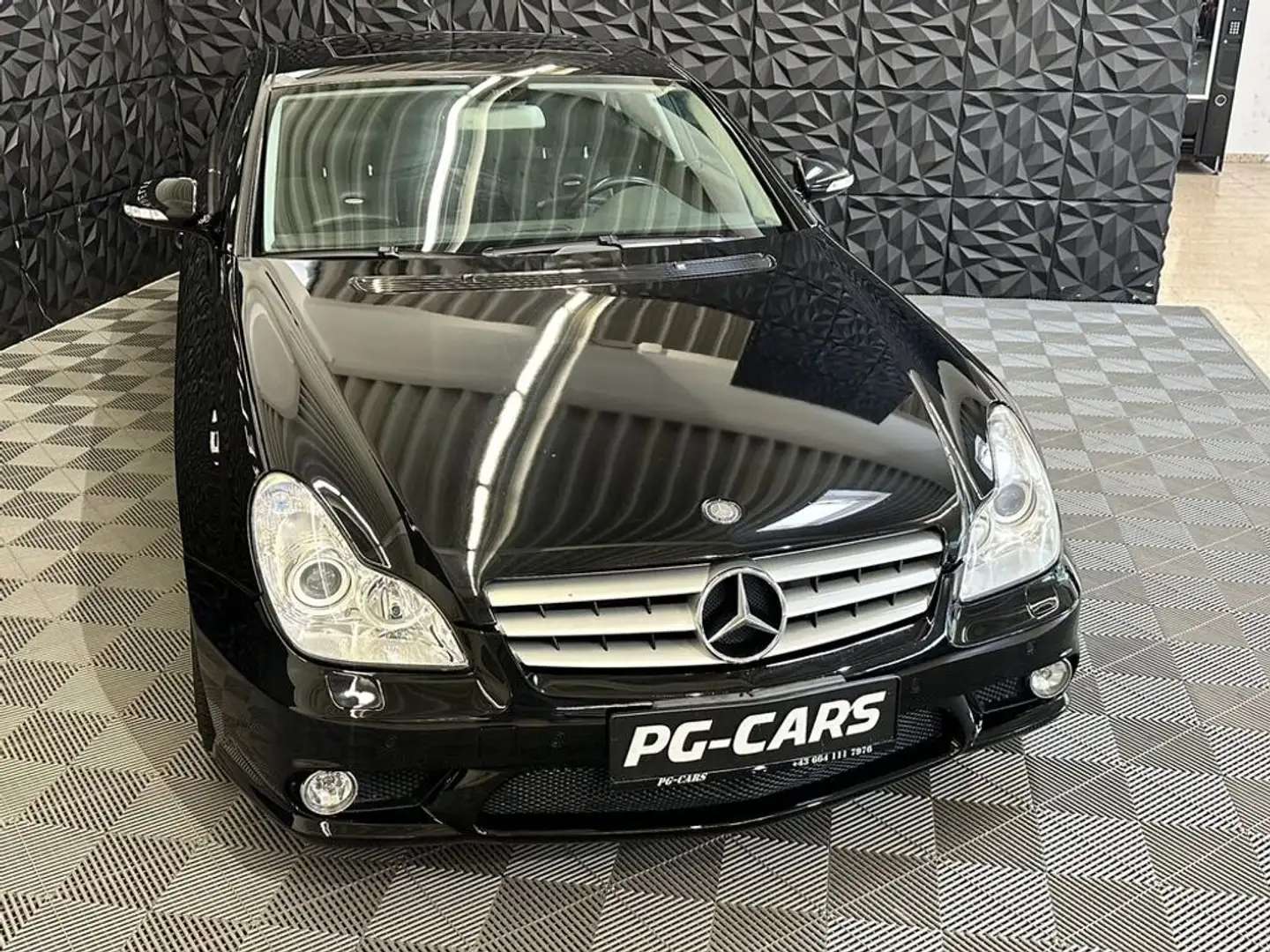 Vehicle image, number 5