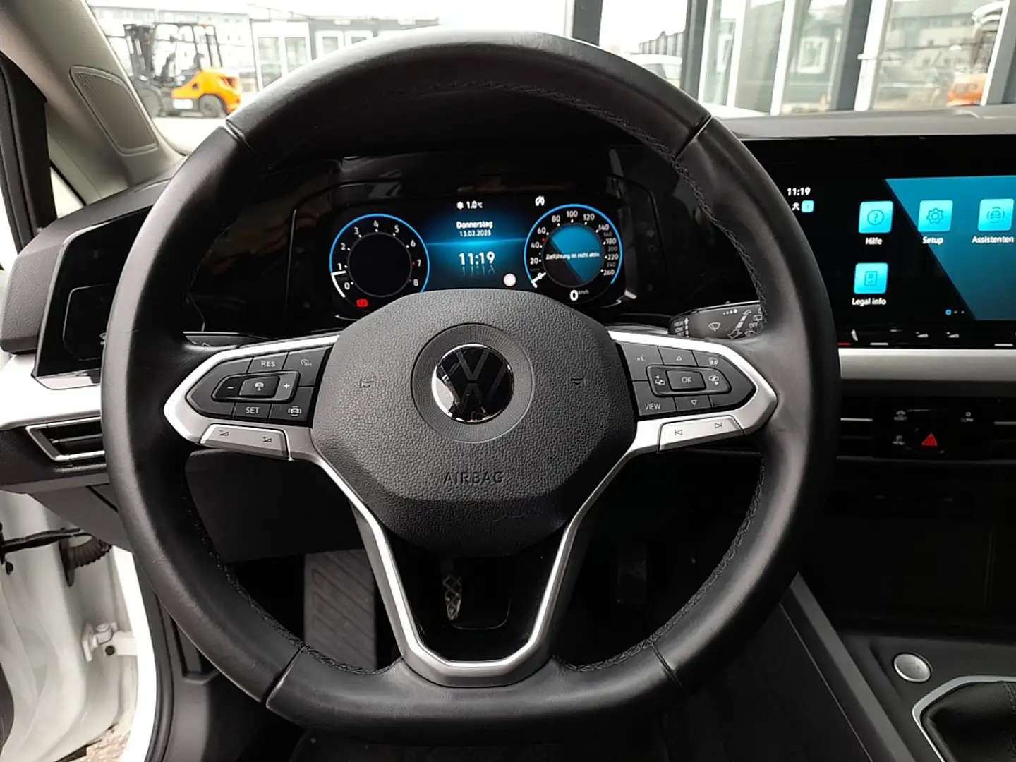 Vehicle image, number 8
