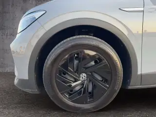Vehicle image thumbnail, number 19