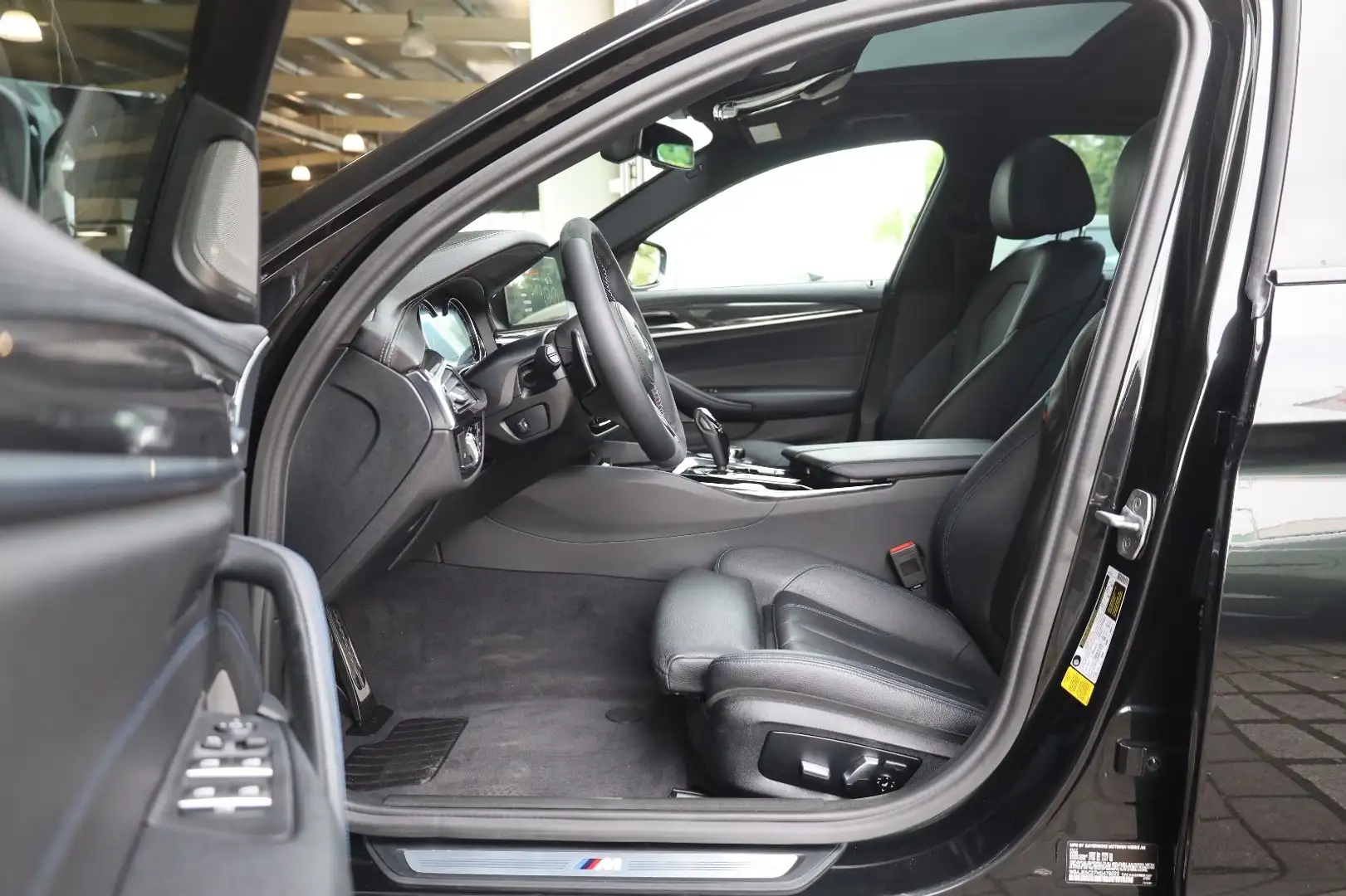 Vehicle image, number 8