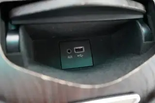 Vehicle image thumbnail, number 16