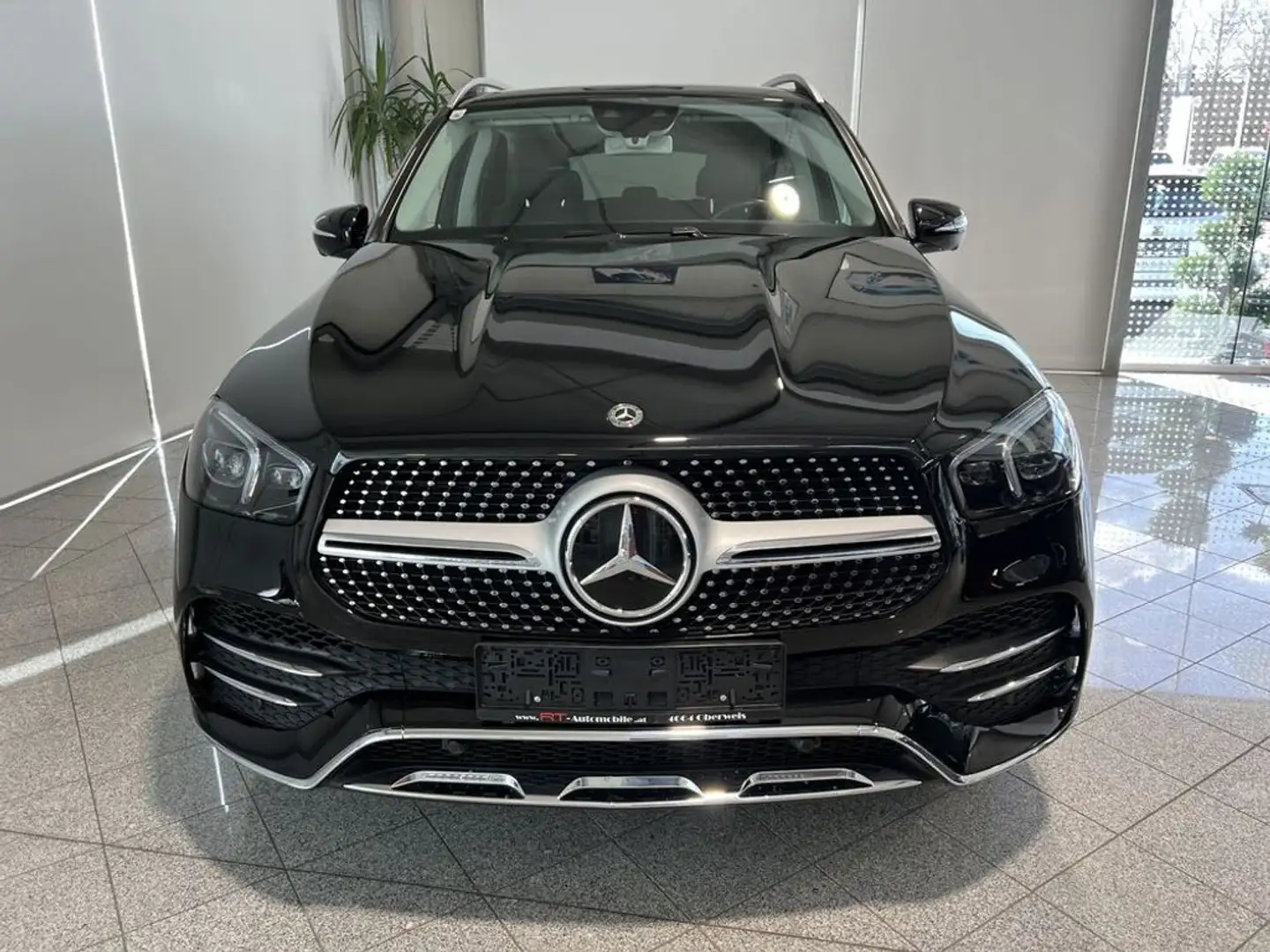 Vehicle image, number 2