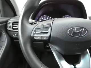 Vehicle image thumbnail, number 18