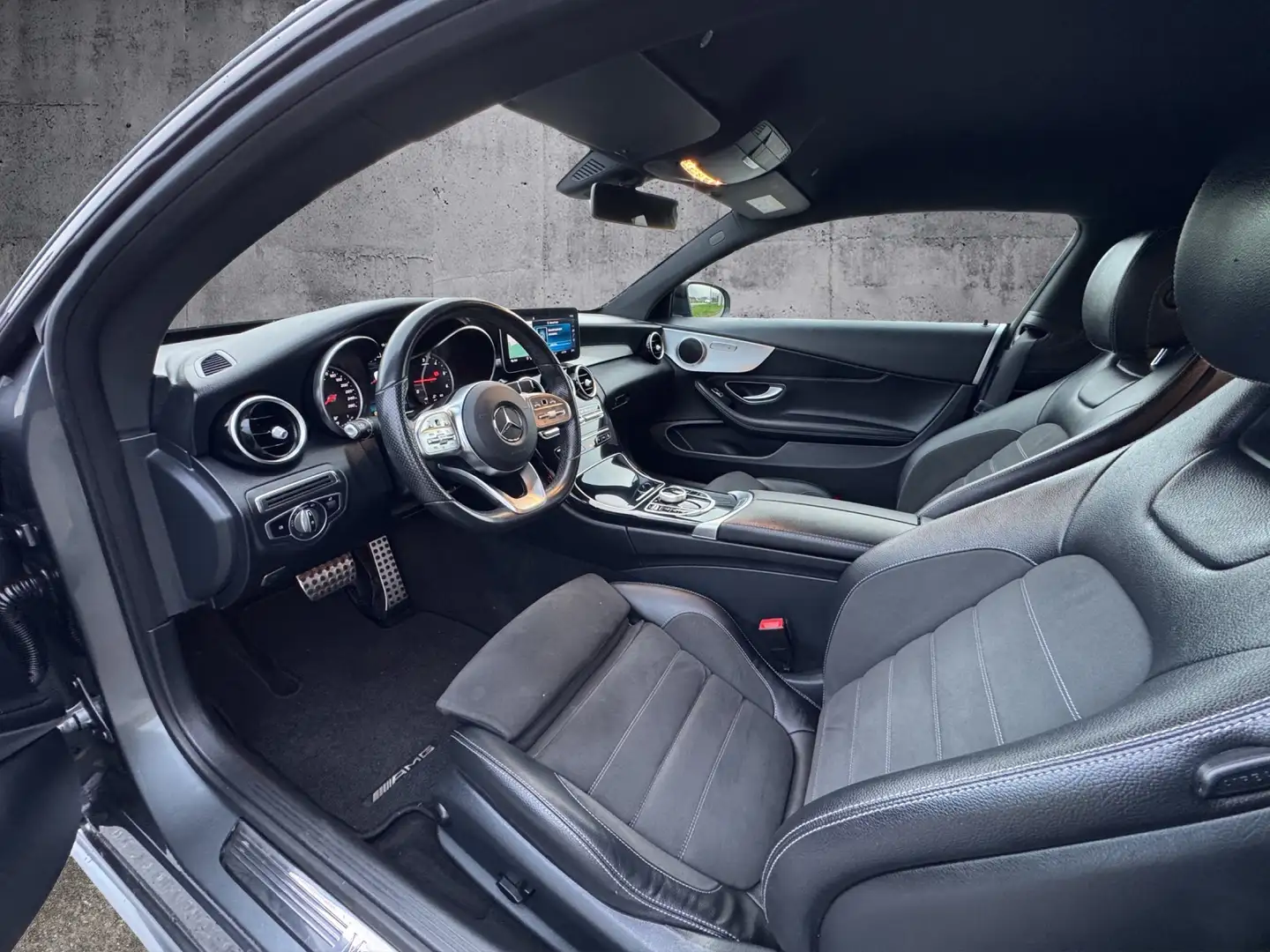 Vehicle image, number 9