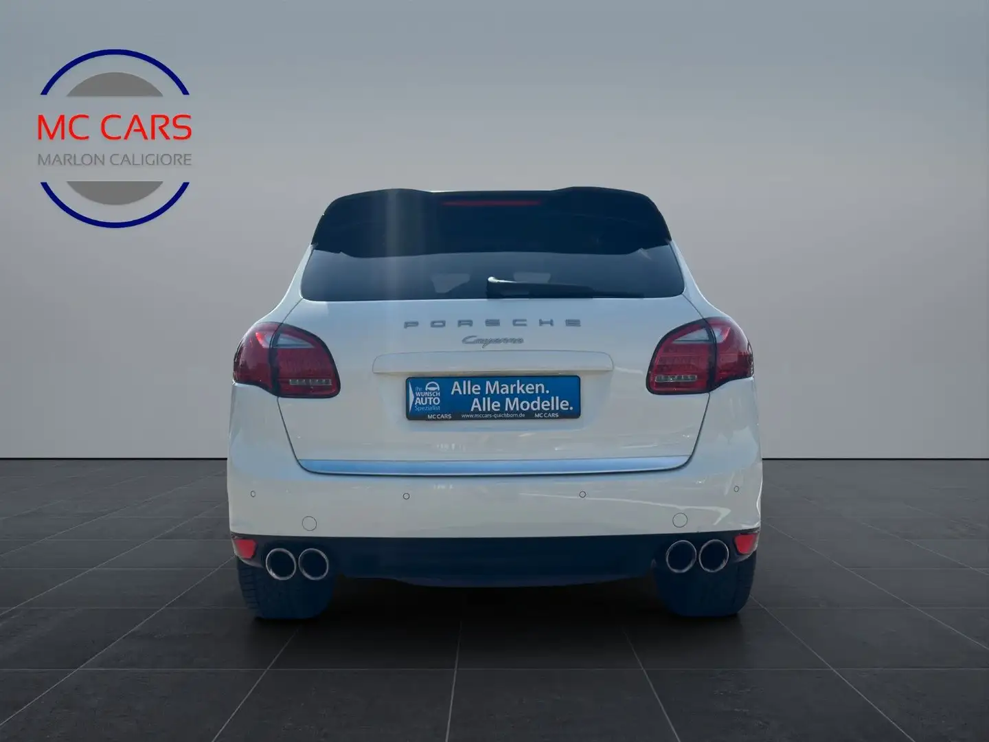 Vehicle image, number 3