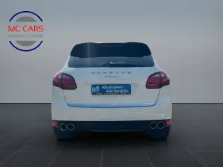 Vehicle image thumbnail, number 3
