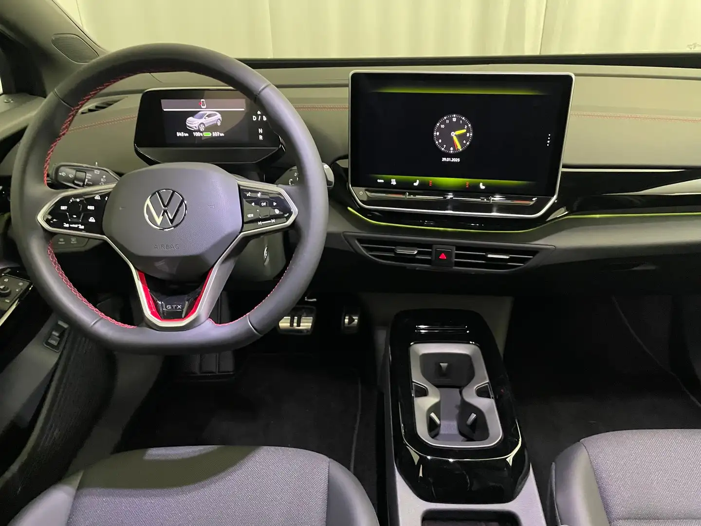 Vehicle image, number 10