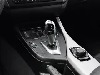 Vehicle image thumbnail, number 15